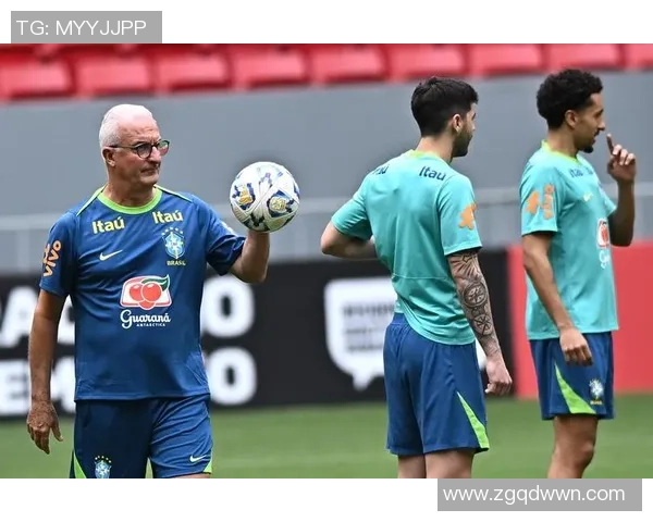 巴西足球明星背的包包揭示时尚潮流与运动精神的完美结合